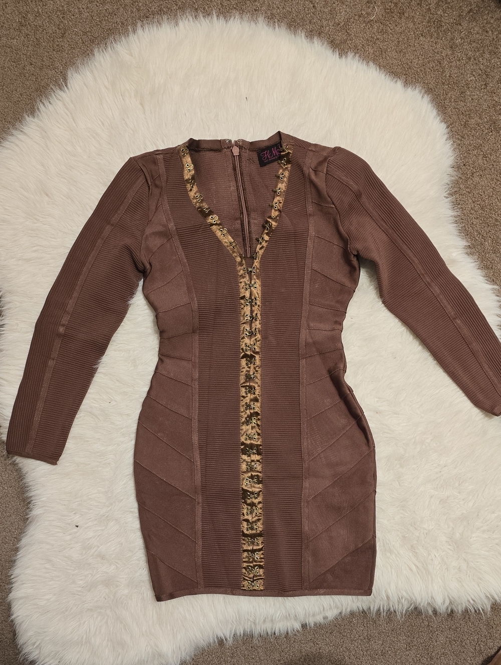 Hot Miami Styles Brown Long Sleeve V-Neck Bodycon Dress with Gold Trim